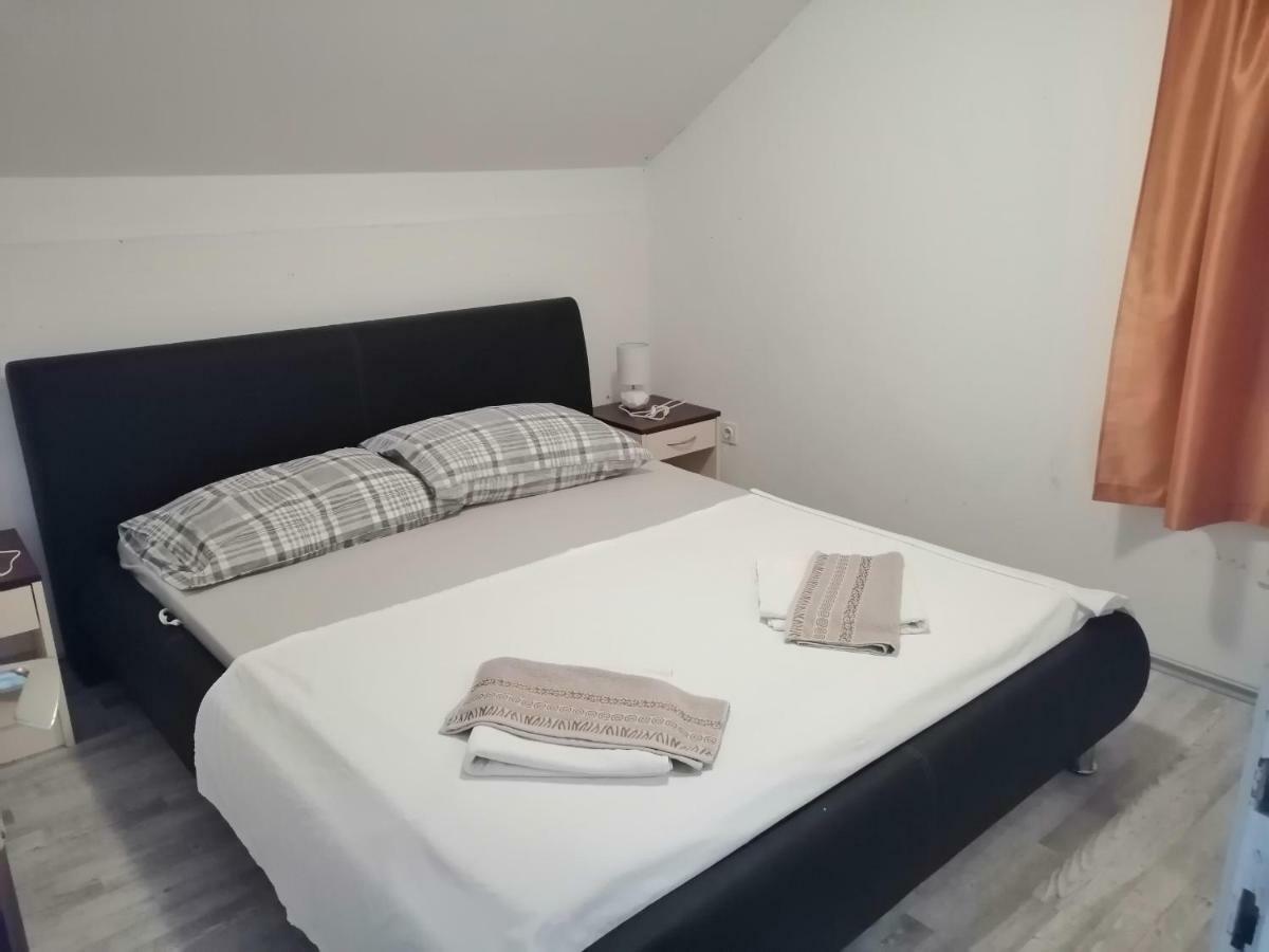 Apartmani Petra Vrsi Extérieur photo